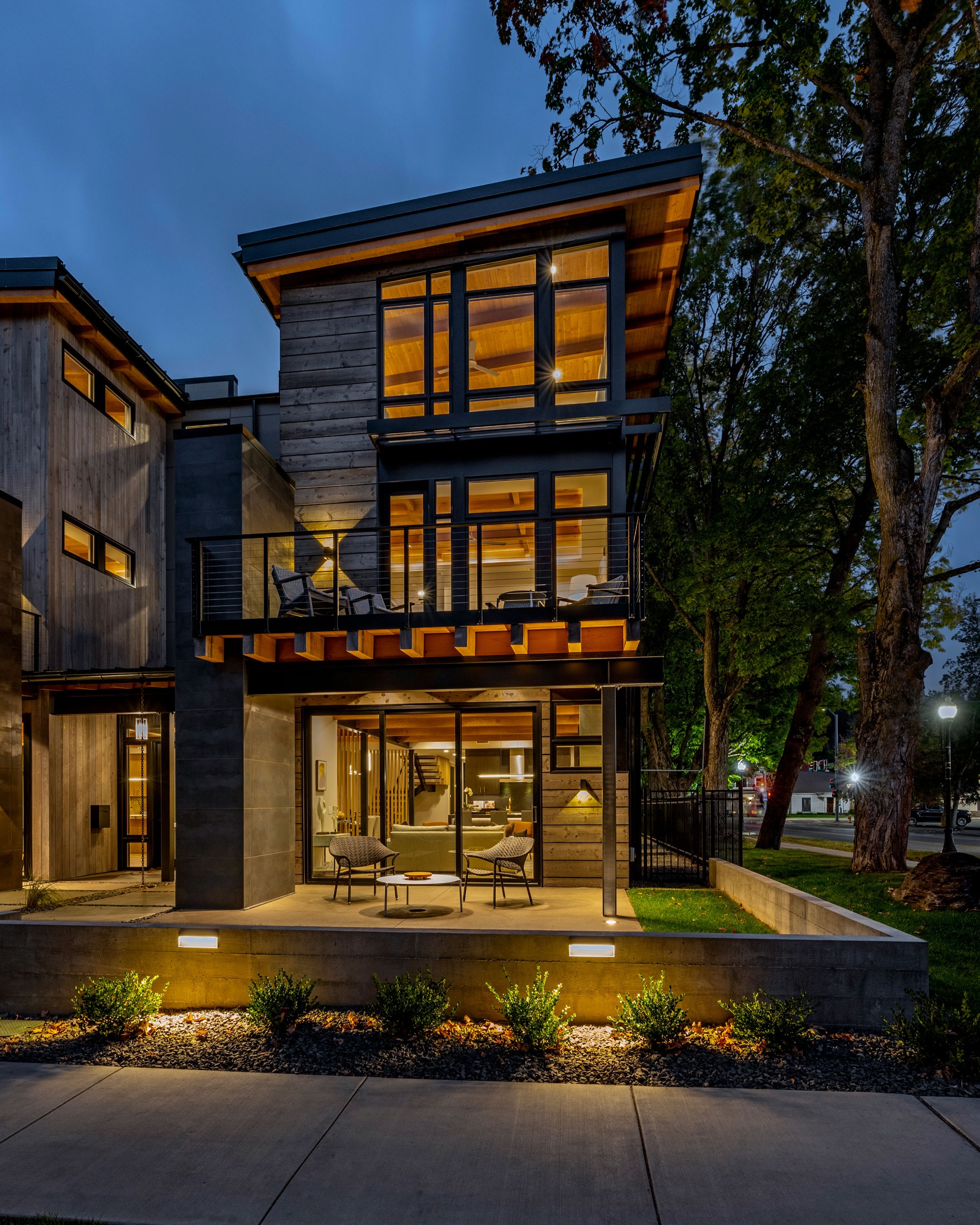 Builder takes urban living to the next level
.
"The Sparrow blends industrial and contemporary design with warm wood siding, sleek black frames and large windows that flood the space with natural light. There are three private balconies offering a stylish retreat for homeowners. Natural materials and clean lines create a sophisticated, earthy aesthetic."
.
Builder: @stancraft_construction 
By: Joe Butler
Photography by: Joel Riner